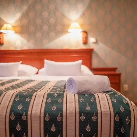Hotel Grand Relax & Wellness & Beer & Thermal In Meteor Plaza - Since 1307 Prague