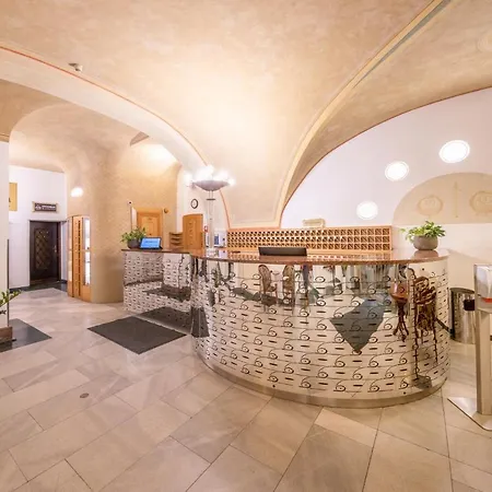 Hotel Grand Relax & Wellness & Beer & Thermal In Meteor Plaza - Since 1307 Prague