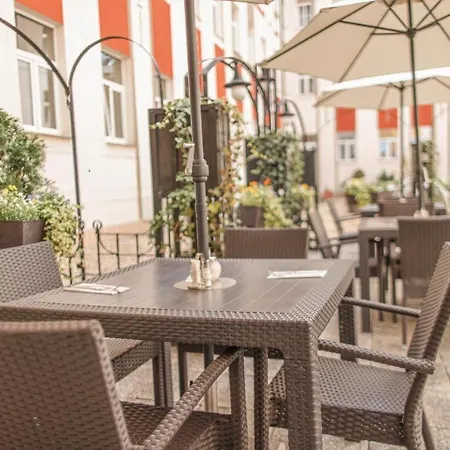 Hotel Grand Relax & Wellness & Beer & Thermal In Meteor Plaza - Since 1307 Prague